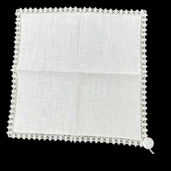 Handkerchief Sweden Vintage Ivory Beige Linen Delicate Swedish Lace Trim 8x8 - Picture 4 of 7